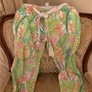 Lilly Pulitzer size 8 crop pants